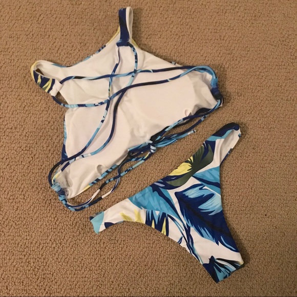 Blue Leaf High Neck Bikini - Picture 3 of 5